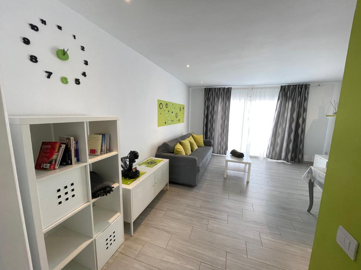 Pistachio Apartment 323 - Lanzarote Apartment Costa Teguise Esterno foto